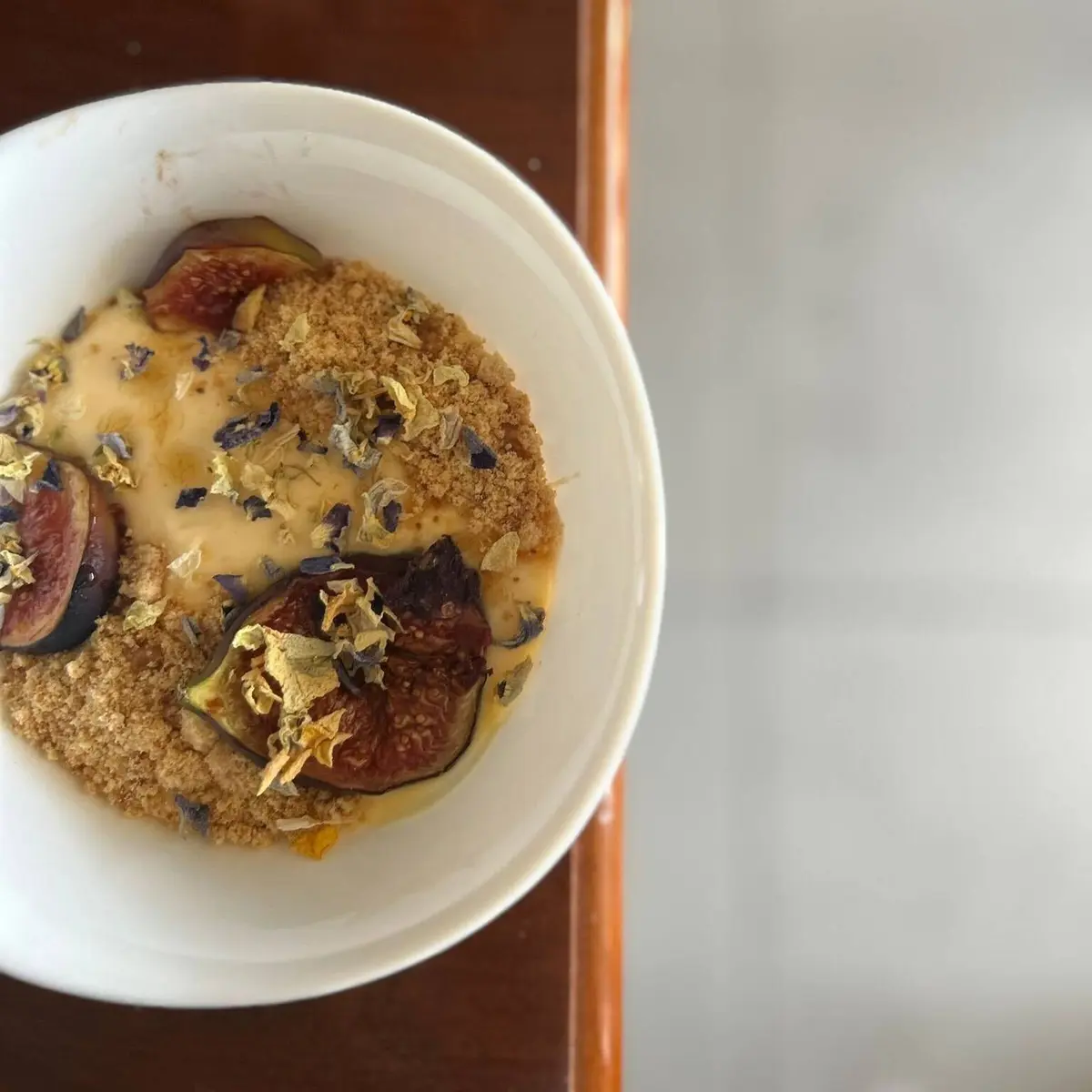 creation thumb for Panna montata al mascarpone, crumble e sciroppo di finocchio