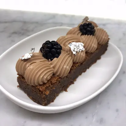 creation thumb for Torta caprese con cioccolato al 70%