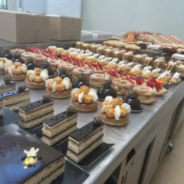 creation thumb for Dessert table
