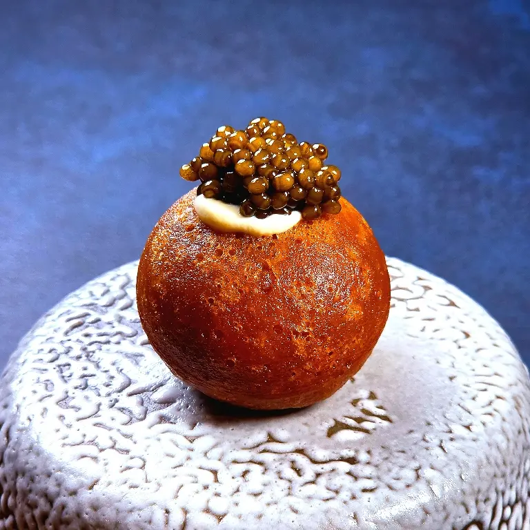 creation thumb for Beignet di Cipolla Caramellata & Aglio Nero