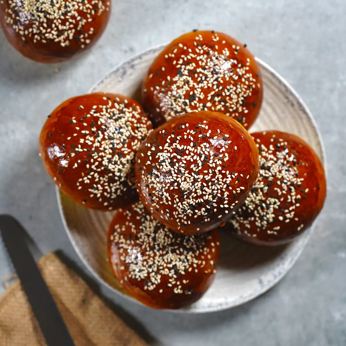 Sweet potato sesame buns
