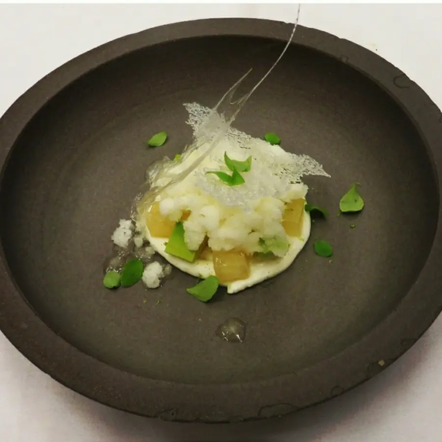 creation thumb for Eucalyptus/avocado/ yoghurt/ pear