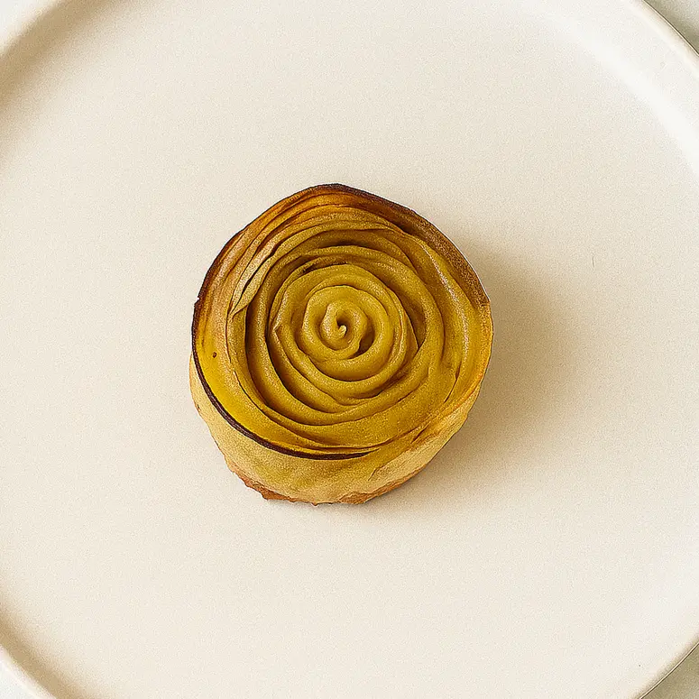 creation thumb for Apple Ribbon Tart 🍏