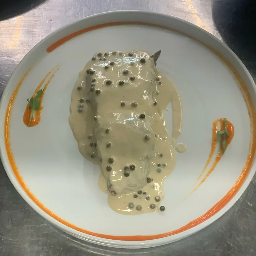 creation thumb for Rinderfilet mit Sahne und grünem Pfeffer