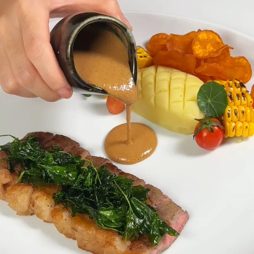 creation thumb for Sauce aux Cacahuètes et à la Truffe