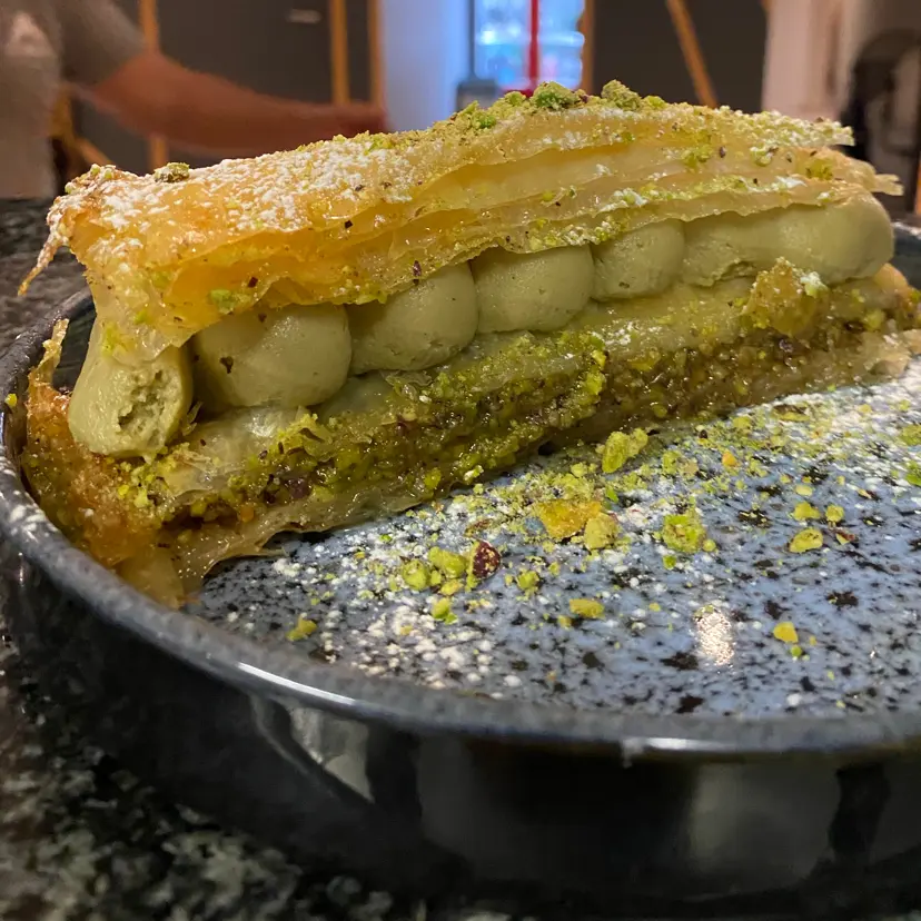creation thumb for Pistazien-Baklava mit Pistaziencreme