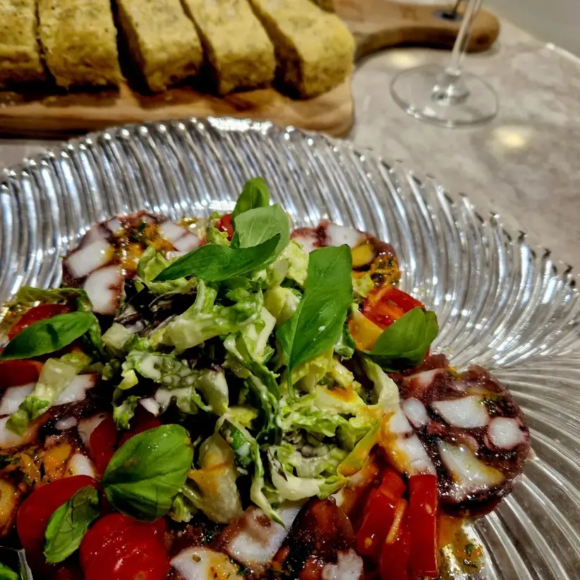 creation thumb for Zuhause gekocht - Pulpocarpaccio mit Focaccia