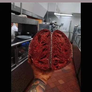 creation thumb for Pan de remolacha de masa madre