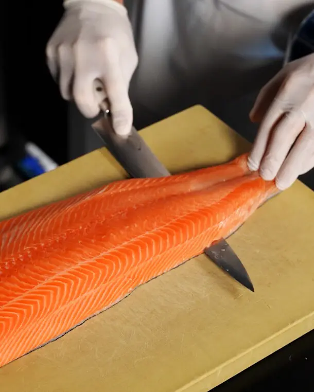 creation thumb for #10 Salmon Filleting & Daikon Sheet