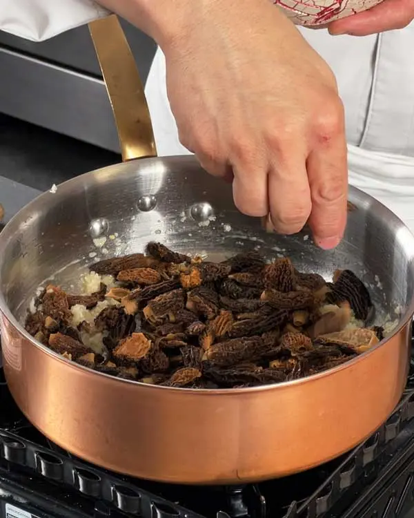 creation thumb for #6 Morel Mushroom Sauce