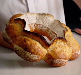 A couronne bordelaise